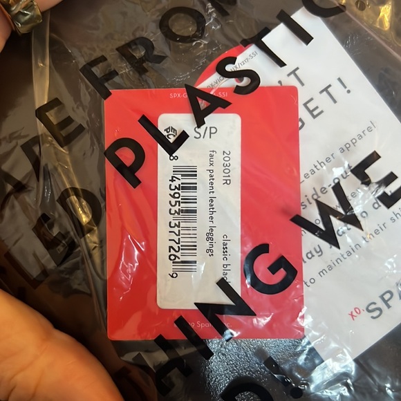 Brand new Spanx faux patent leather leggings (S) with tags - Picture 6 of 6